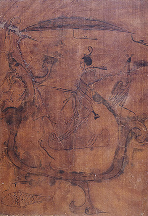 湖南长沙子弹库出土的《人物御龙帛画》中人物头戴高冠(战国)
