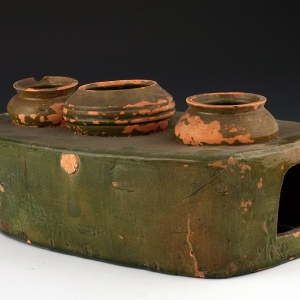 Eastern Han Dynasty (25-220年),unearthed in 1971. Pottery stove in green glaze