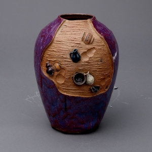 Walk through the Past (《走过从前》) Jun(Chun) Glazed Jar Walk through the Past (《走过从前》) Jun(Chun) Glazed Jar