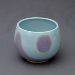 Sunshine after Rain (《雨过天晴》) Moon White Glazed Jar with Purplish Red Spots Sunshine after Rain (《雨过天晴》) Moon White Glazed Jar with Purplish Red Spots